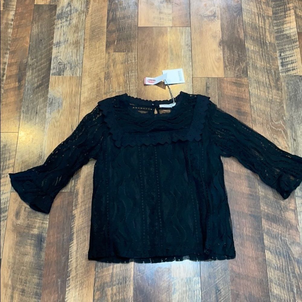 Ellison lace top S (3658) NWT